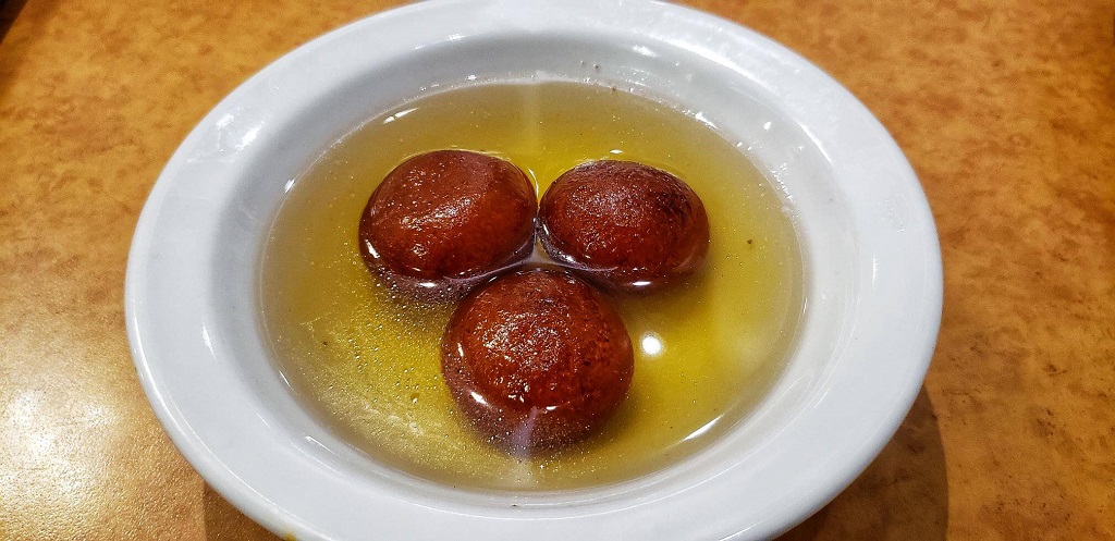 gulab jamun